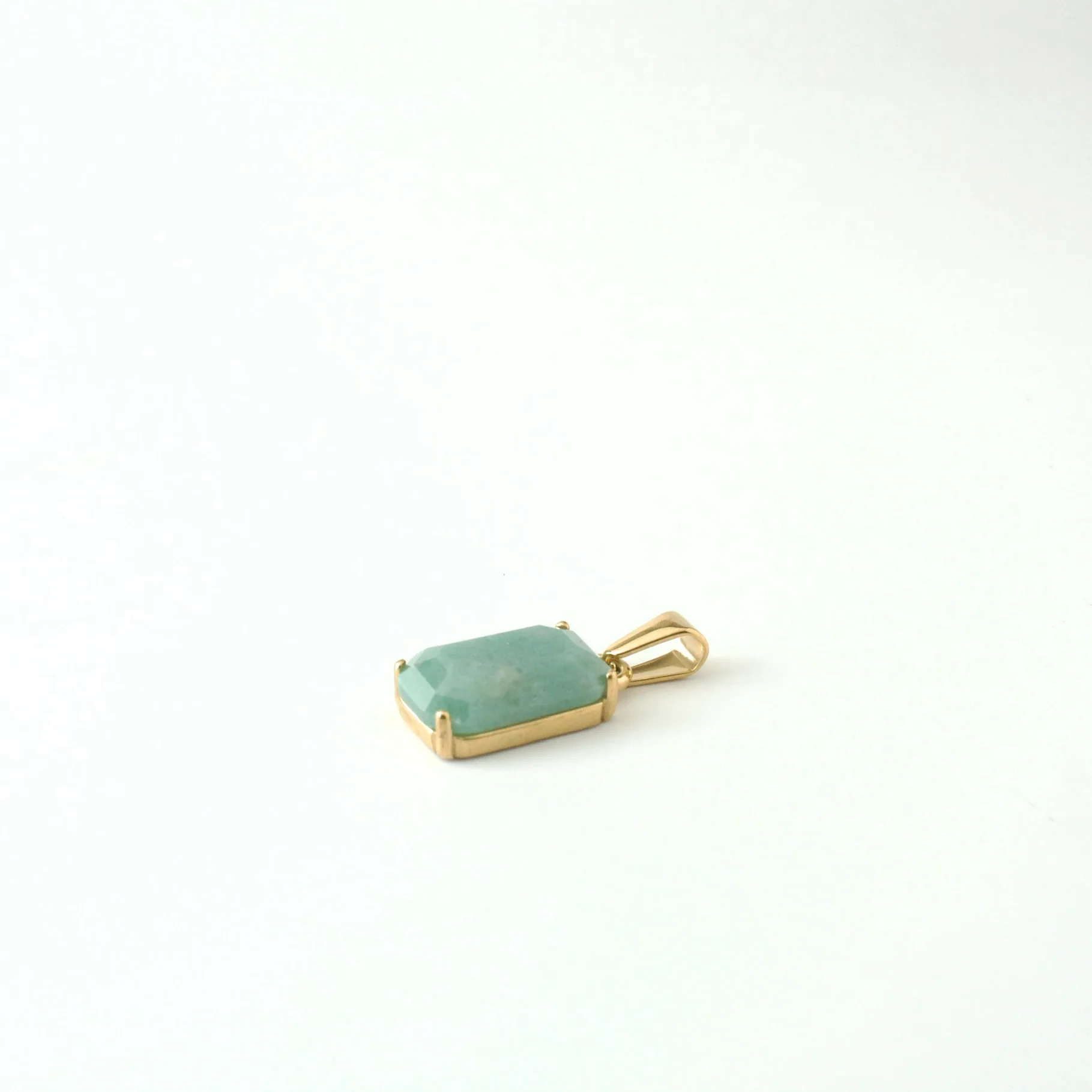 GREEN AVENTURINE PENDANT (GOLD) - Image 2